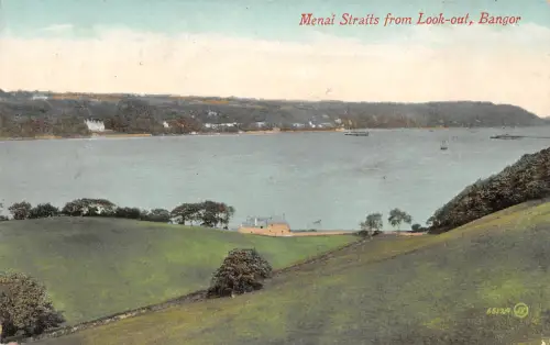 uk27424 menai straits from look out bagnor wales uk