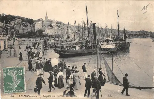 B105328 Frankreich Trouville Depart du Bateau du Havre Hafenboote