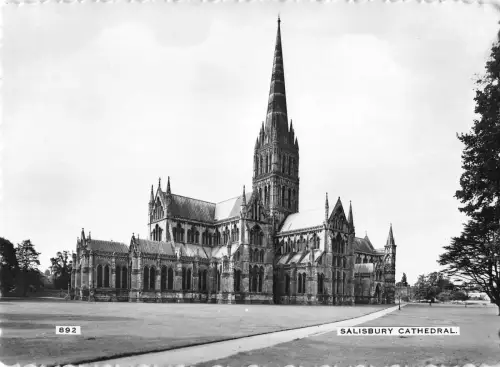 BR68094 Salisbury Cathedral Echtfoto UK
