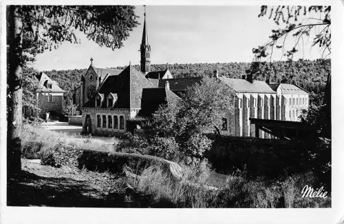 BF10145 abbaye sainte marie de la pierre qui vire yonne france Frankreich