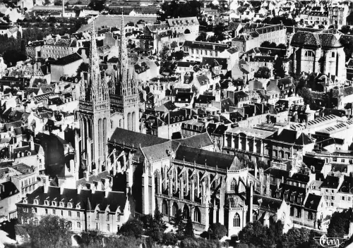 BR26624 Quimper la cathedrale Frankreich