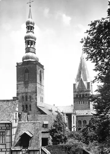 BT2315 Blick auf Petrirche und dom Soest Germany