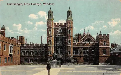 BR58832 Viereck Eton College Windsor Postkarte UK