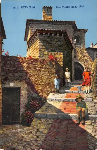 BR41469 Eze uns village rue France