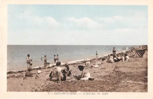 B104965 Frankreich Luc sur Mer L'Heure du Bain Beach