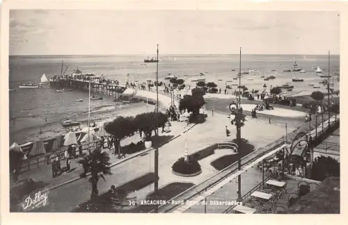 BR5362 Arcachon Rond Point du debarcadere france