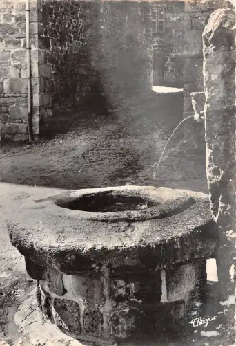 BR16862 Eymoutiers Place du Chapitre Frankreich