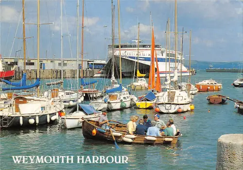 uk35318 weymouth harbour uk