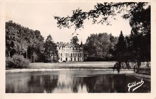 BR28929 Jarnac chateau de Cresse france