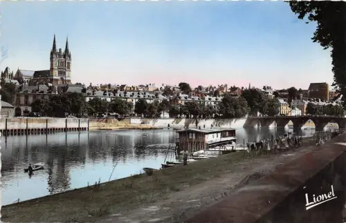 BR16213 Angers La maine vers la pont france