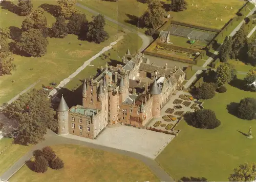 uk5724 glamis castle scoltand uk