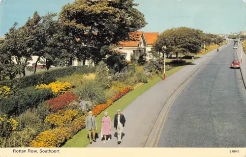 uk8106 rotten row southport uk