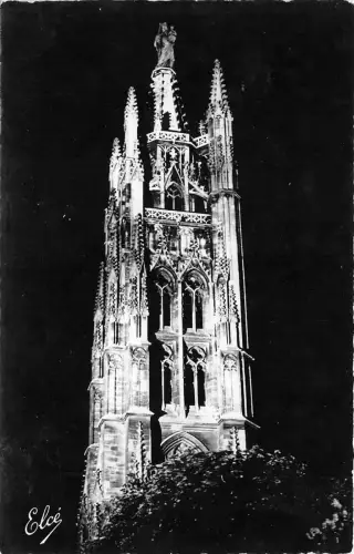 BR27000 Bordeaux la tour pey beland la nuit 1 2 3 Frankreich