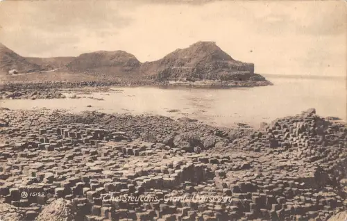 uk357 the steucans Giants Causeway real photo uk