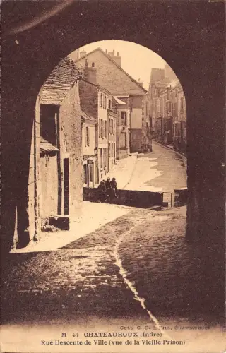 BF4686 chateauroux indre rue descente de ville france