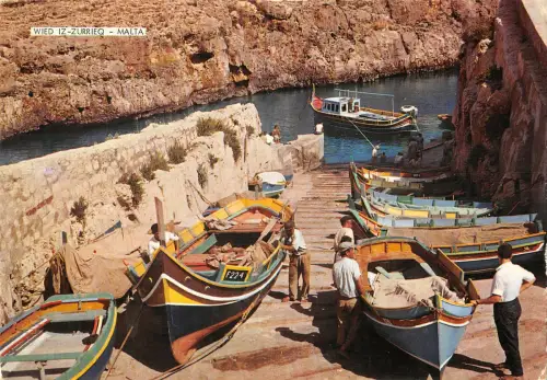 B110392 Malta Wied Iz-Zurrieq Hafen Boote Hafen Bateaux