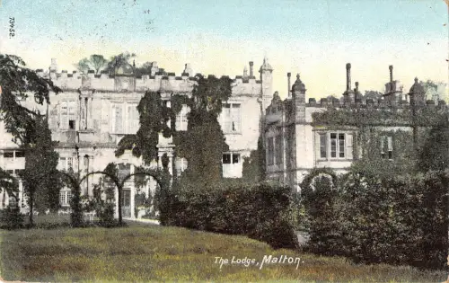 uk22946 the lodge malton uk