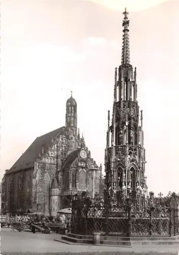 BG2464 nurnberg schoner brunnen CPSM 14x9,5cm germany