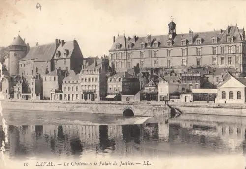 BF11447 laval le chateau et le palais de justice france Vorder-/Rückbild