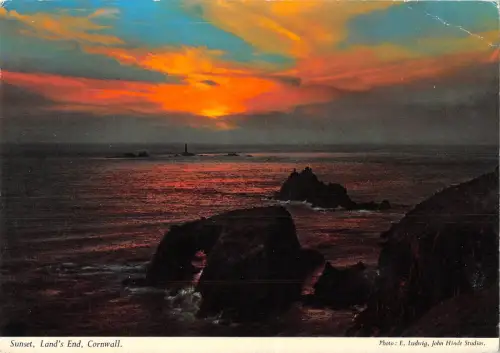 uk34281 sunset lands end cornwall uk
