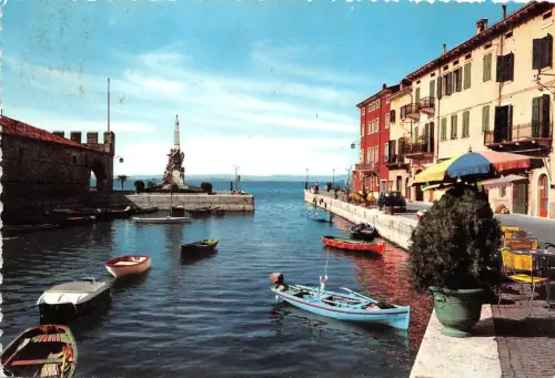 BG17573 Boot lago di garda lazise il porto italy