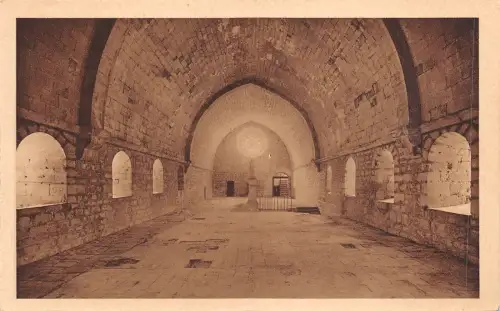 BF4735 ancien dortoir gordes abbaye de senanque france
