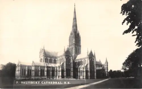 uk19981 cathedral salisbury real photo uk