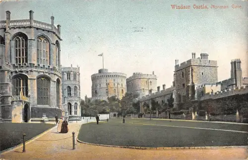 BR94265 Windsor Castle Norman Gate UK