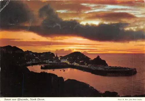 uk43564 sunset over ilfracombe north devon uk
