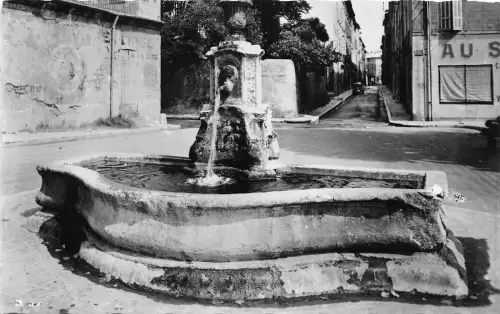 BR11985 Aix en provence La Fontain cours sextius Echtfoto Frankreich