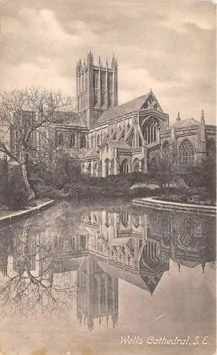 BR58851 wells cathedral s e uk