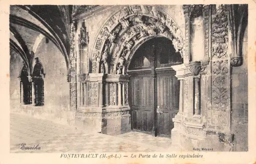 BF3580 fonterault la porte de la salle capitulaire france
