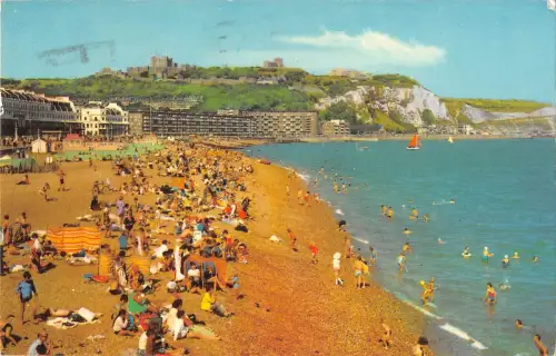 uk7692 the beach dover uk