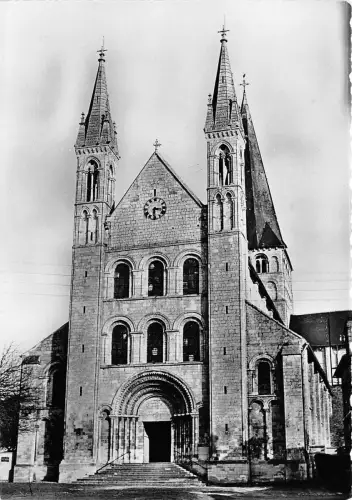 BR20828 Abbaye de saint georges de boscherville Fassade Frankreich
