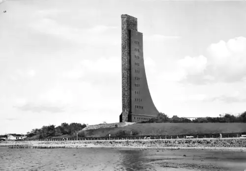 BG1792 ostseebad laboe mit marine erenmal stufen CPSM 14x9,5cm germany