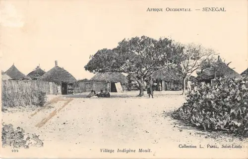 BF8837 Senegal Dorf Indigene Mouit Typen Senegal