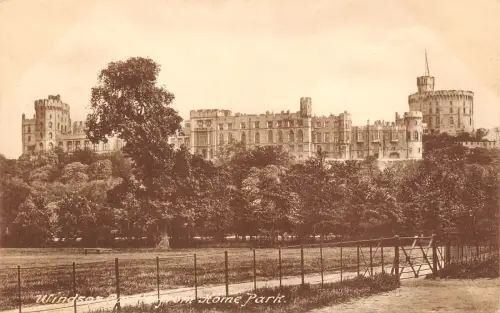 BR65160 Home Park Windsor Castle UK