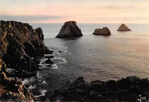 BR48541 les tas de pois un soir d ete Camaret Frankreich