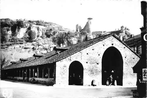 BR17147 Cremieu Les halles la tour st hippolyte france