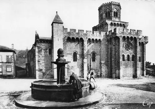 BR18427 Royat l eglise france