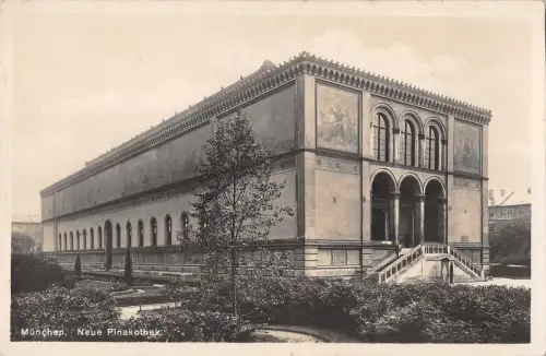 BR70961 neue Pinakothek München Deutschland Echtfoto