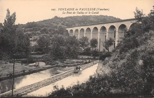 BF5975 fontaine de vaucluse le pont de gallas et le ca france Frankreich