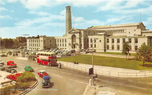 uk52165 civic centre southampton uk