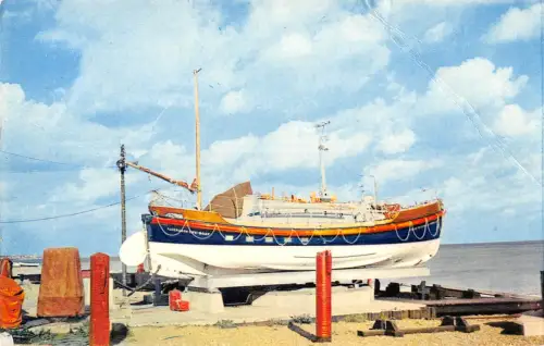 uk6061 aldeburgh lifeboat uk
