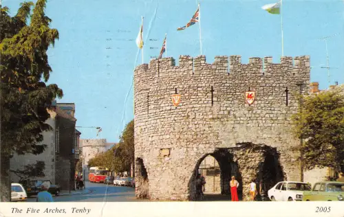 uk8140 five arches tenby wales uk
