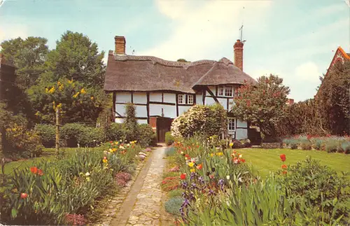 uk6892 old cottage north lancing uk