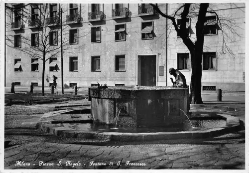 BR10341 Milano Piazza S Angelo Fontano di S Francesco italy