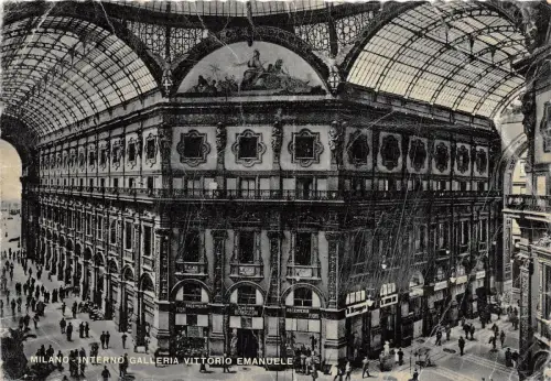BR12121 Milano Galleria Vittorio Emanuele italy