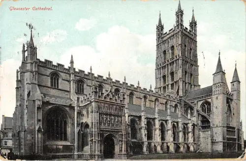 uk28412 gloucester cathedral uk