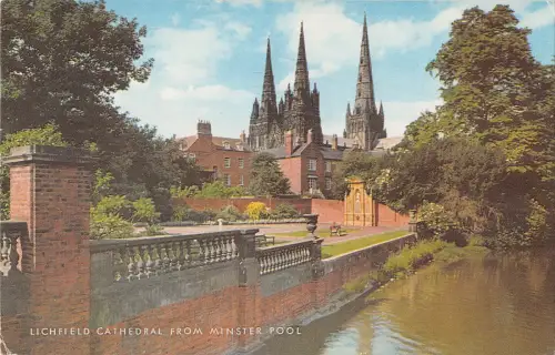 uk9234 lichfield cathedral from minster pool uk